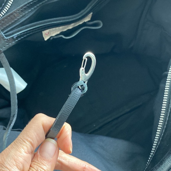 100% Argentine leather handbag. - Picture 10 of 14